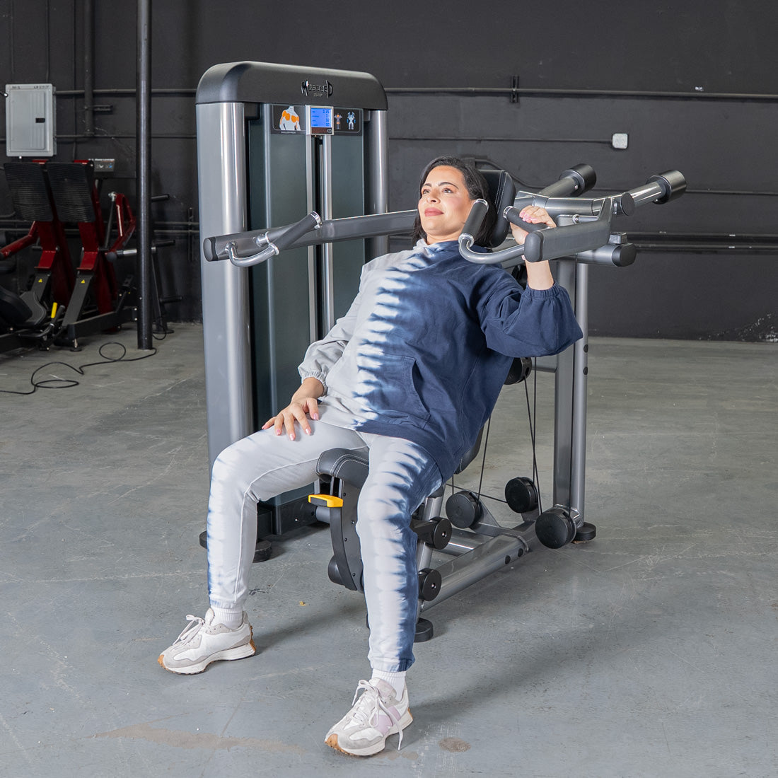 Elite Plus Shoulder Press | Isolateral Gym Equipment | Muscle D