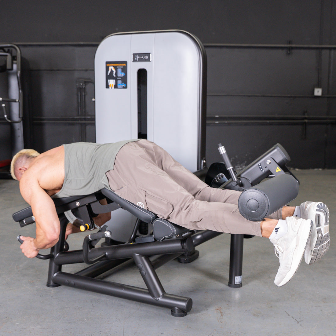 Vogue Leg Extension/Prone Leg Curl Combo - Muscle D Fitness - Seated - Adjustable - Pin Selectorized - Quads Hamstring Machine